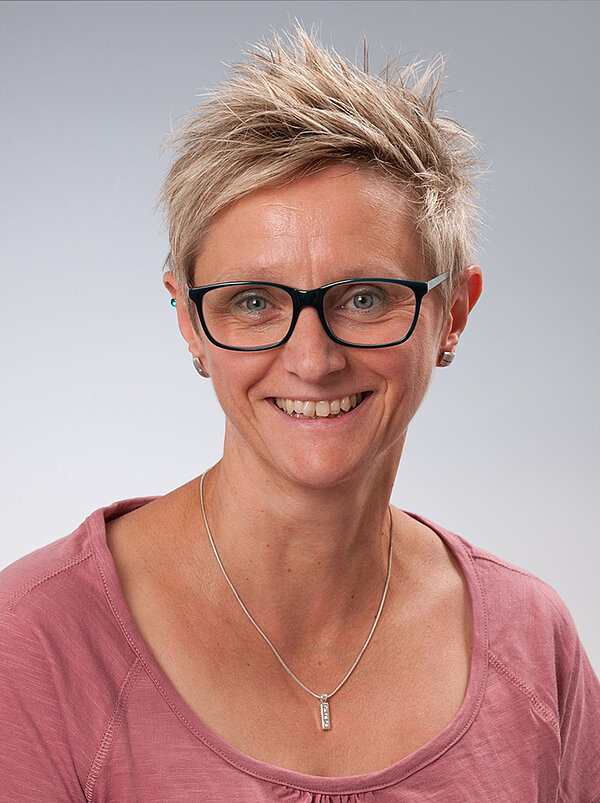 Frau Ulrike Schmidt Frau Ulrike Schmidt