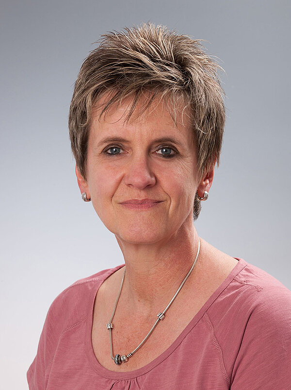 Frau Angelika Heiß Frau Angelika Heiß